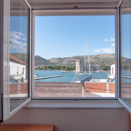 Hostel Marina トロギール エクステリア 写真
