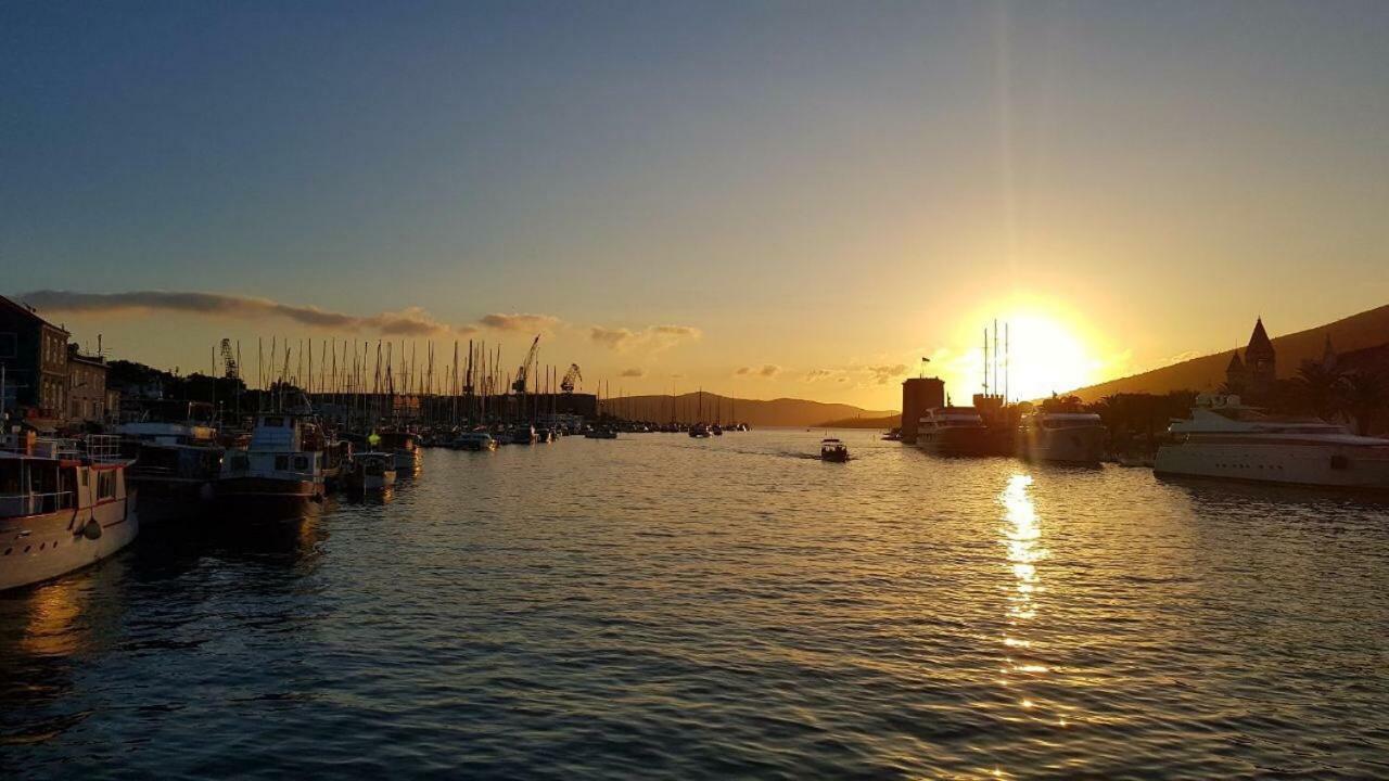Hostel Marina トロギール エクステリア 写真
